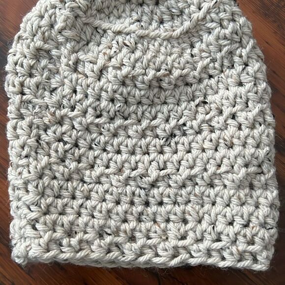 Hand Knit Hat and Matching Headband in Light Grey/Oatmeal O/S - Picture 6 of 8